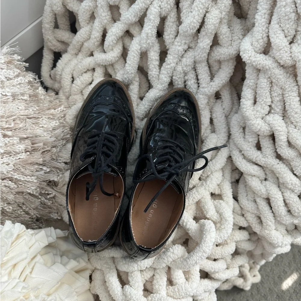 Madden Girl Oxford shoes